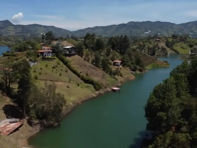 Lote en venta en El Peñol, Antioquia - foto 5